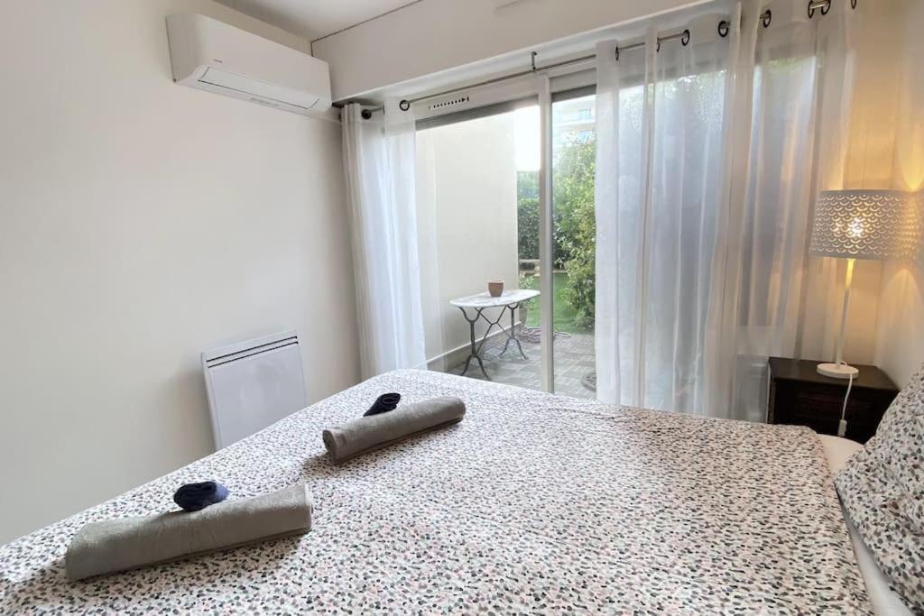 Rabiac - Charming 1 Bedroom With Private Garden Antibes Extérieur photo