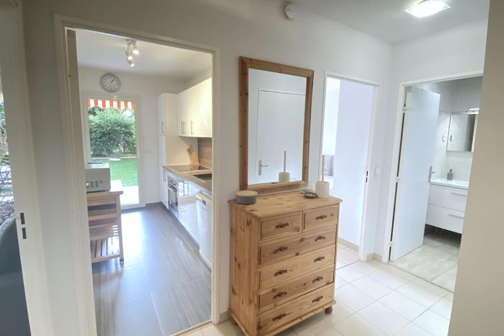 Rabiac - Charming 1 Bedroom With Private Garden Antibes Extérieur photo